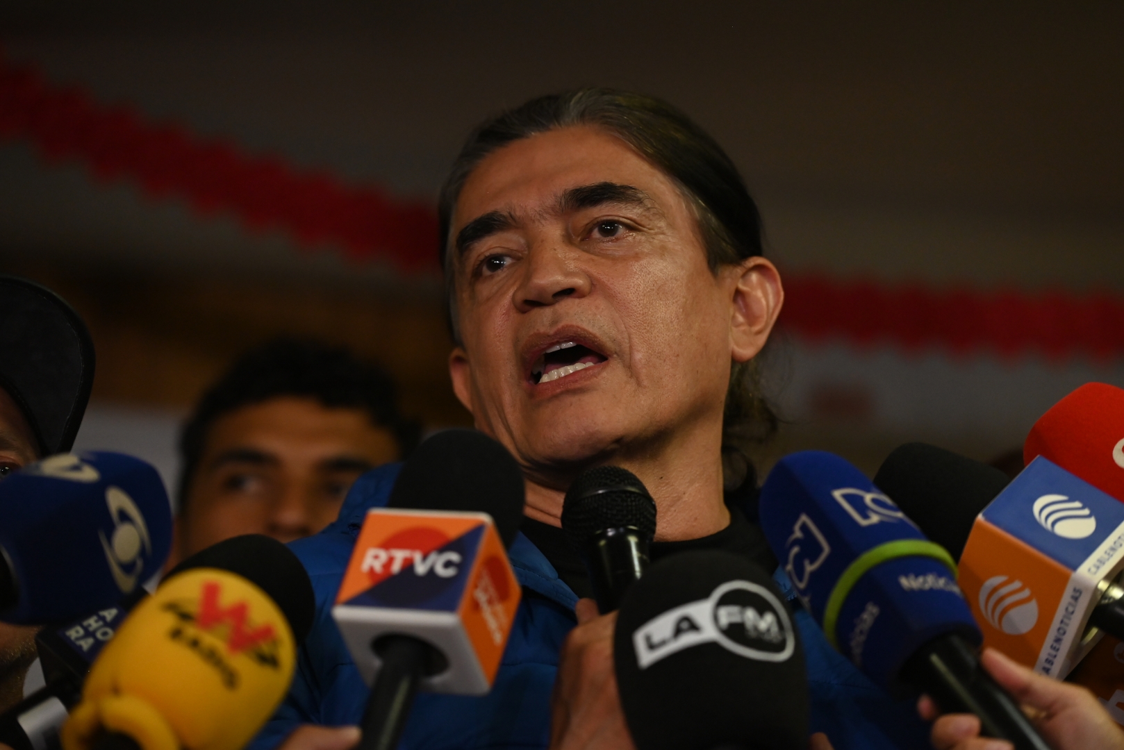 Gustavo Bolívar analiza su derrota ante Carlos Fernando Galán
