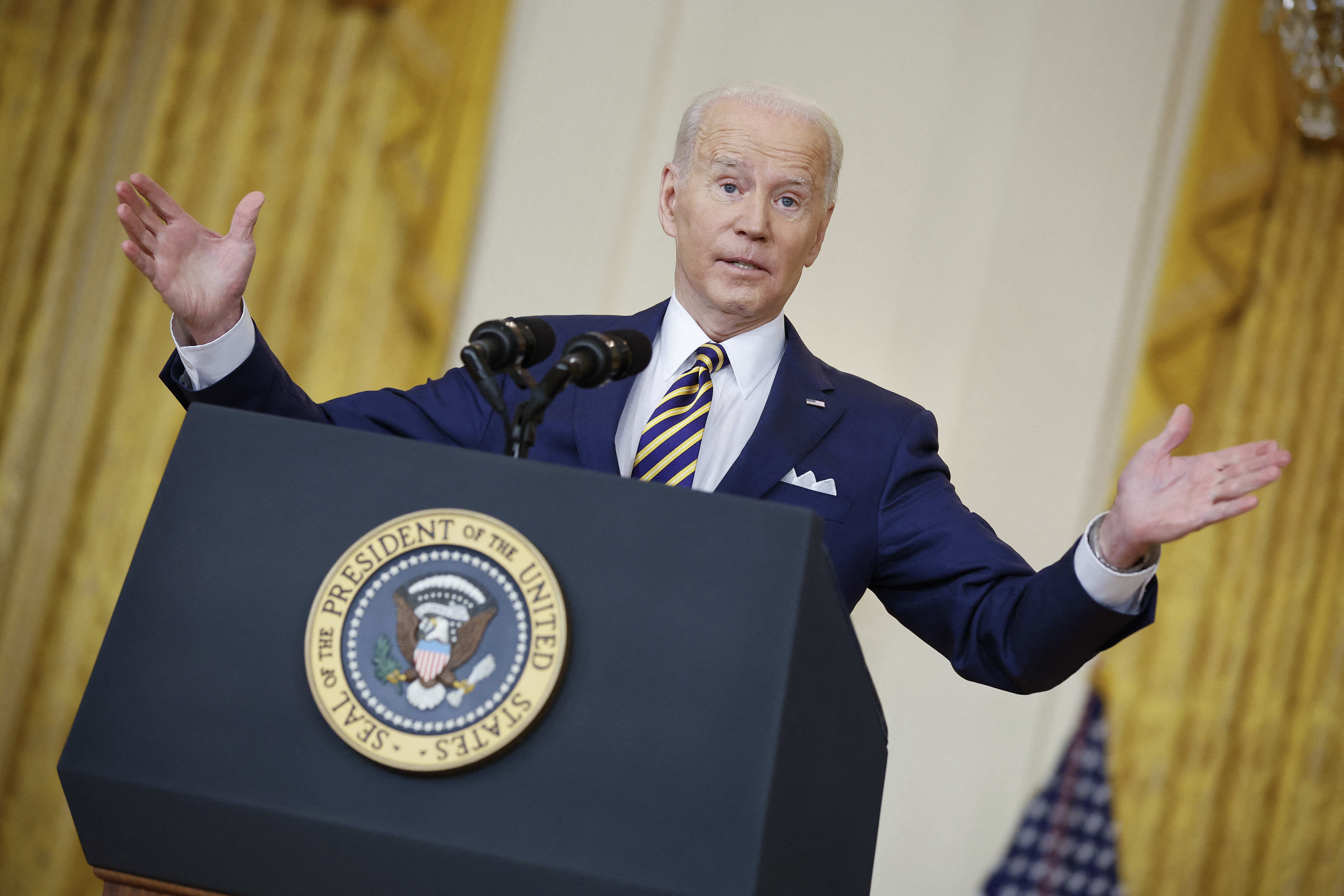Un año de Biden: dice que cree que Putin pondrá a prueba a EE. UU. y occidente