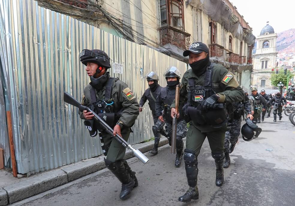 El caos se apodera de Bolivia tras la salida de Evo Morales