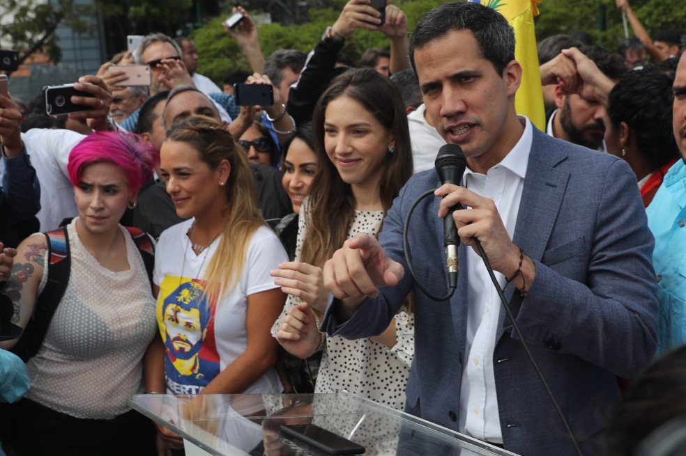 Las claves de la Ley de Amnistía que ofrece Guaidó a los militares venezolanos