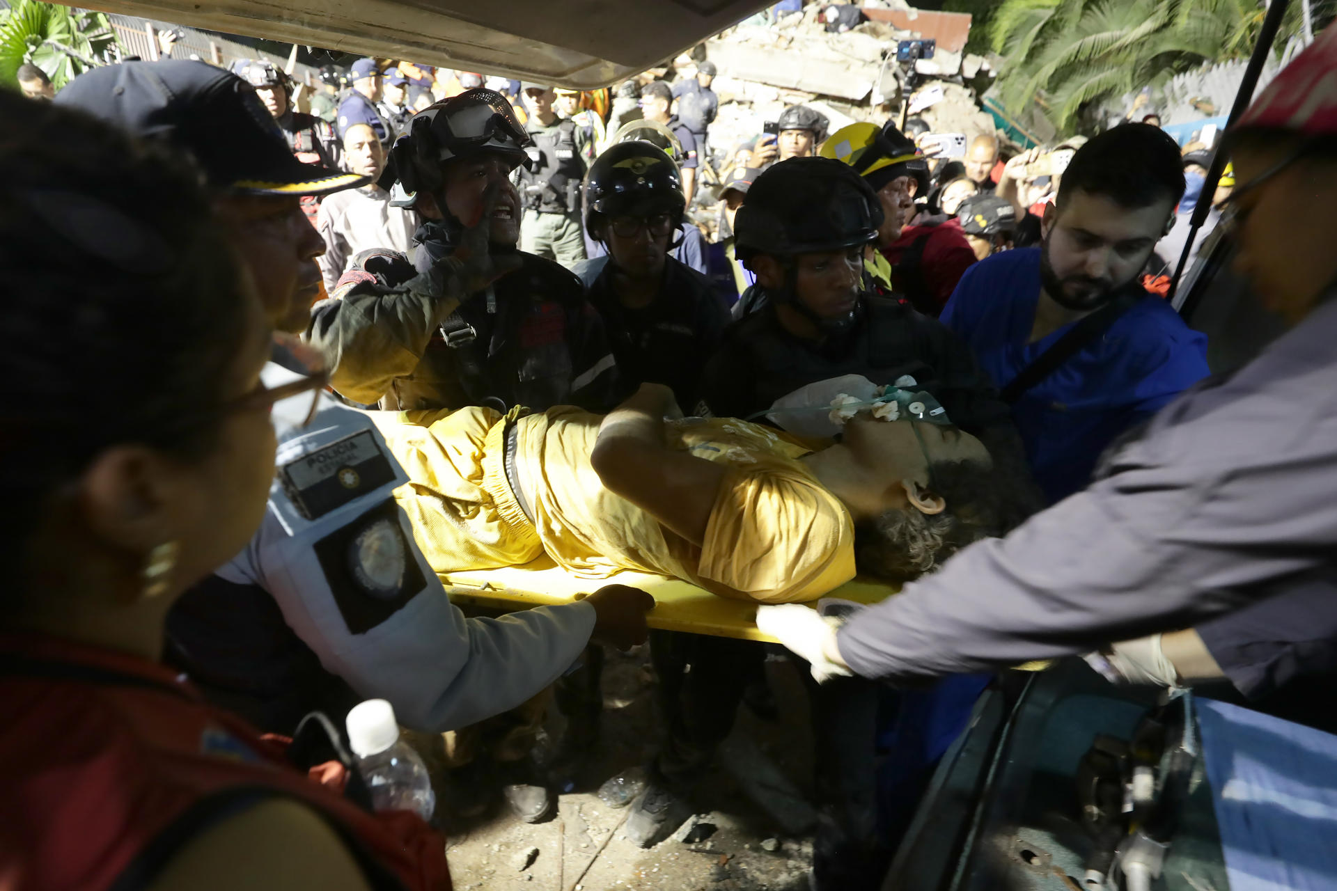 X (Twitter) vuelve a funcionar en Venezuela mientras buscan desaparecidos por los terremotos