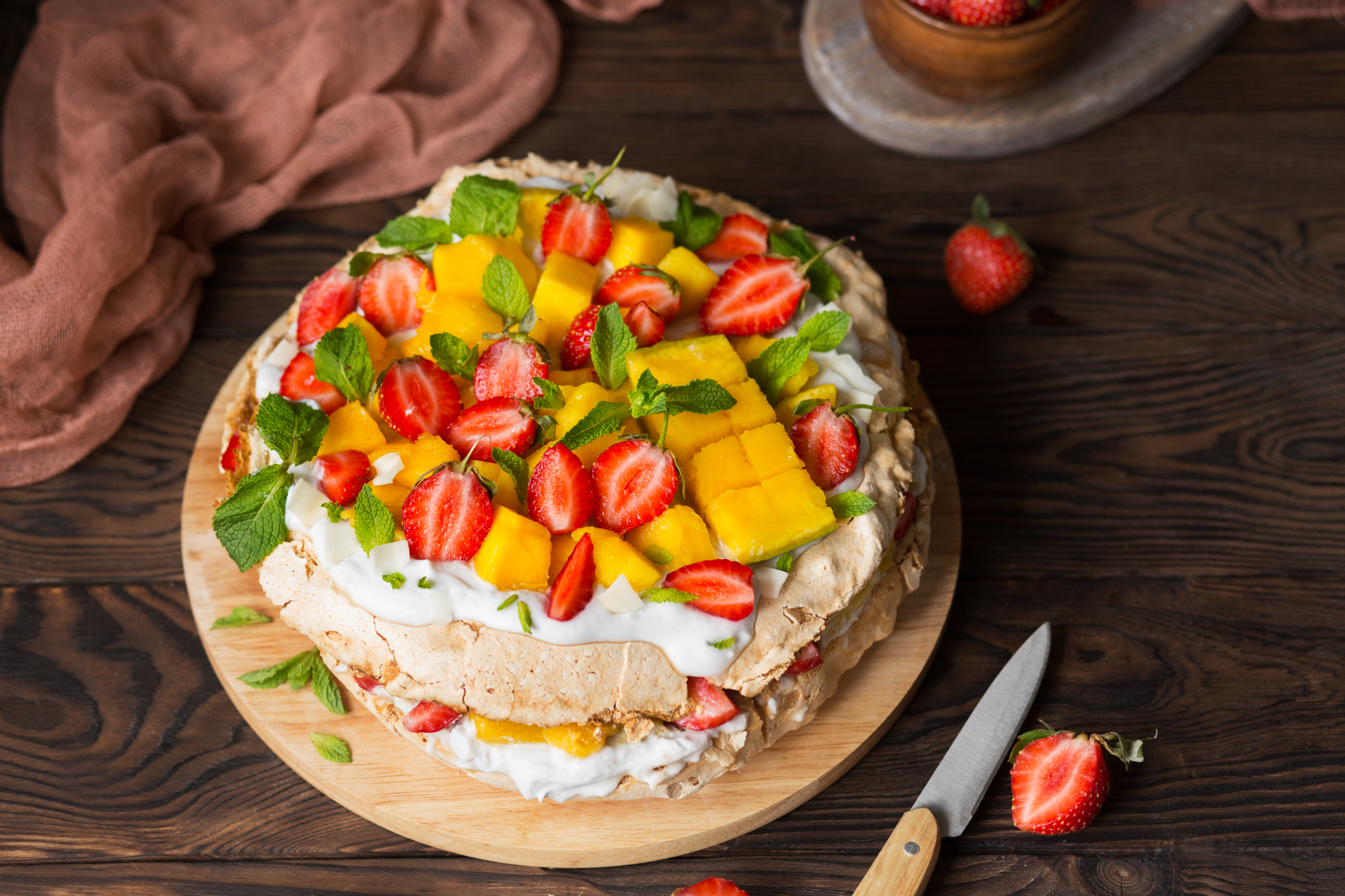 Pavlova tropical, una receta que endulzará por completo tu paladar