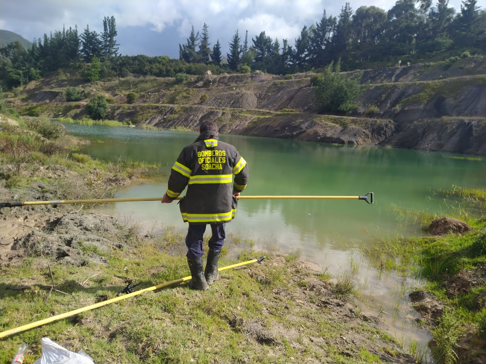Dos menores de edad se habrían ahogado en lago de Soacha