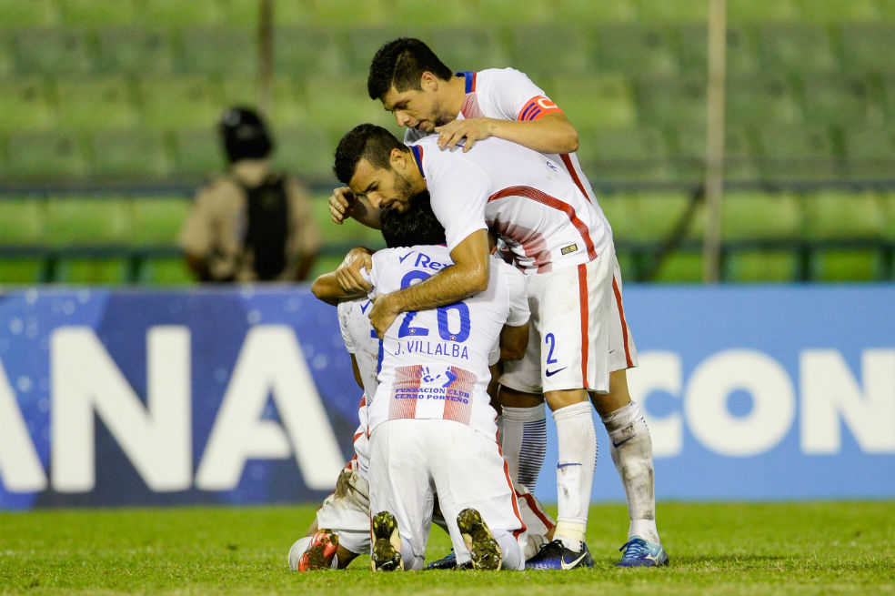 Cerro Porteño venció a Caracas y avanza en la Copa Sudamericana