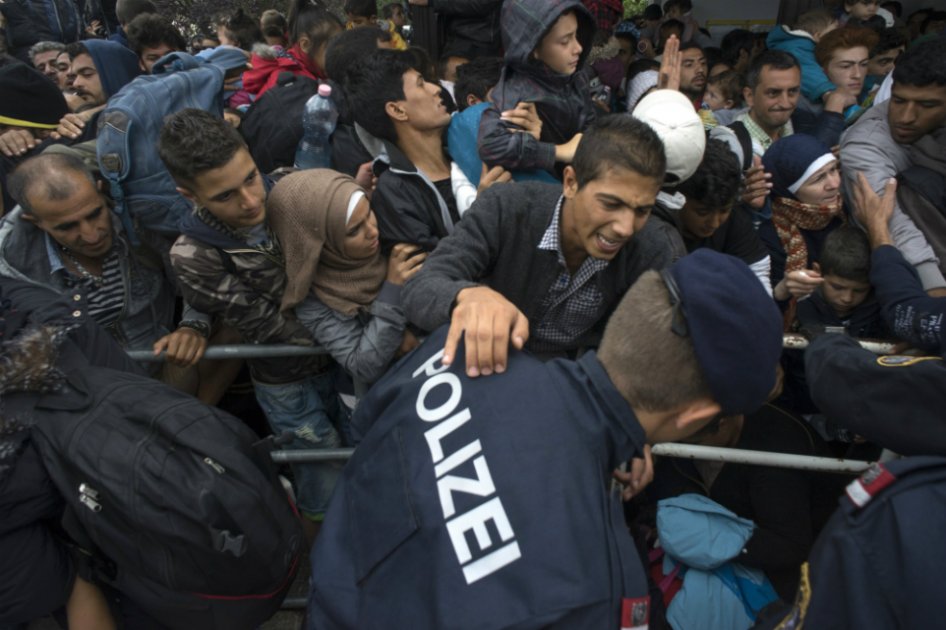 Alemania advierte que está al límite de sus capacidades de acoger refugiados