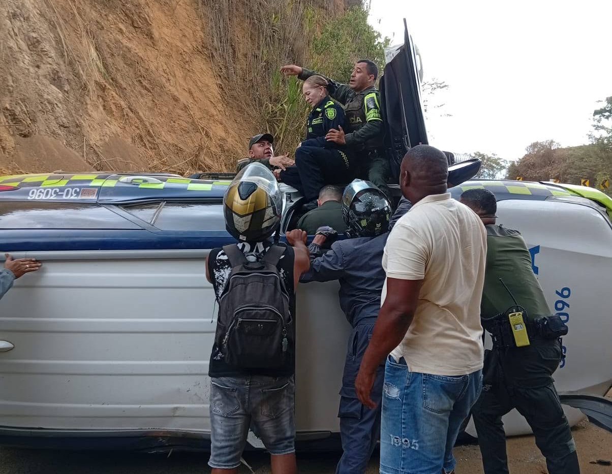 Comandante de la Policía del Valle tuvo un accidente cuando viajaba a Buenaventura