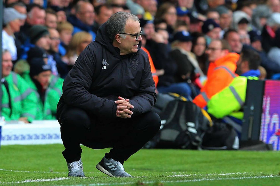 Sancionan al equipo que dirige Marcelo Bielsa por espionaje