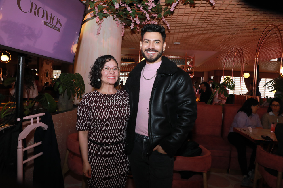 Elizabeth Gonzalez y Sebastian Obando