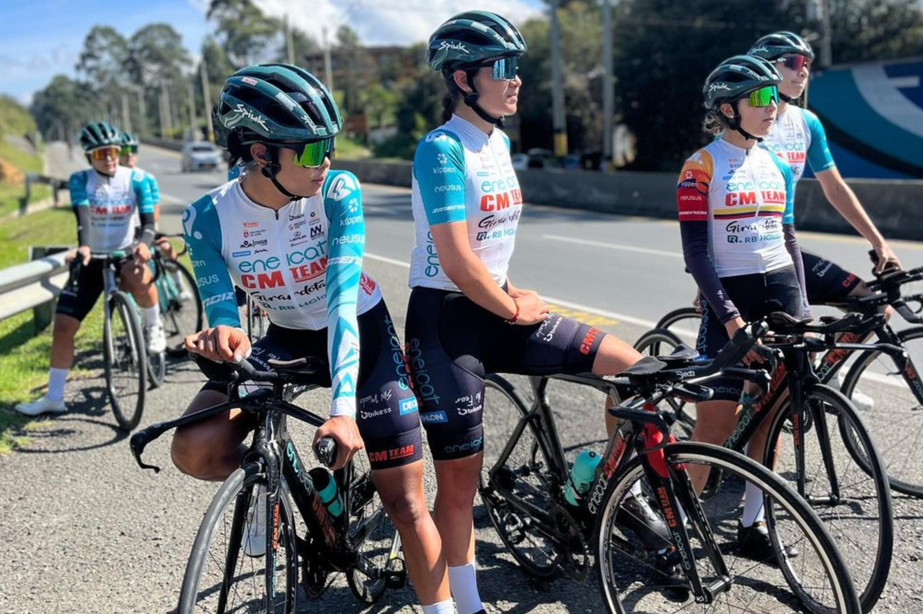 El equipo colombiano que se prepara para correr la Vuelta a España Femenina