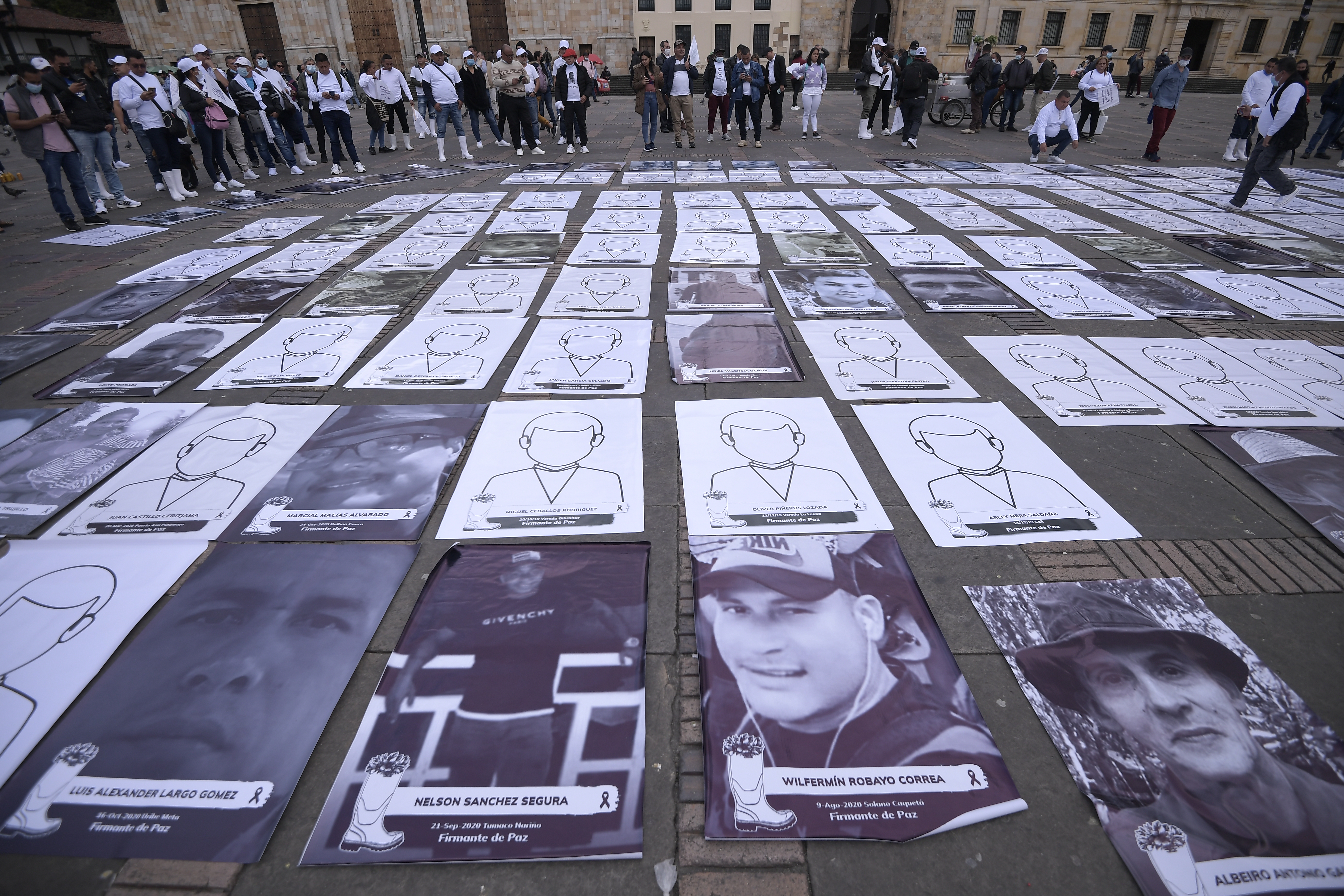Lo que debe saber sobre la renta básica para los hijos de ex-FARC asesinados