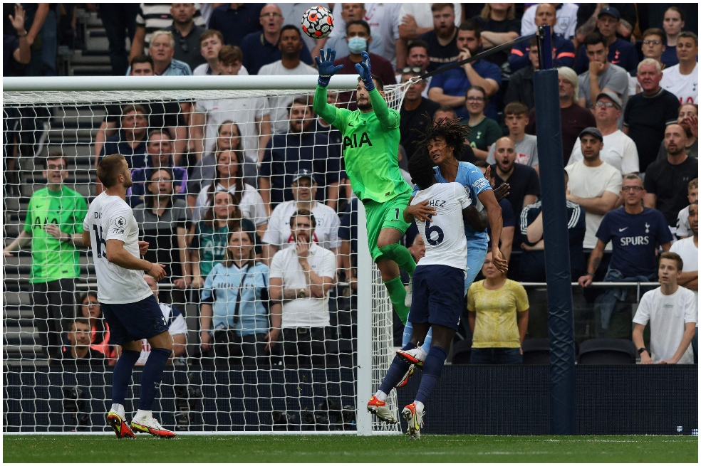 El arquero francés Hugo Lloris y el defensa colombiano Davinson Sánchez fueron figuras ante el Manchester City.