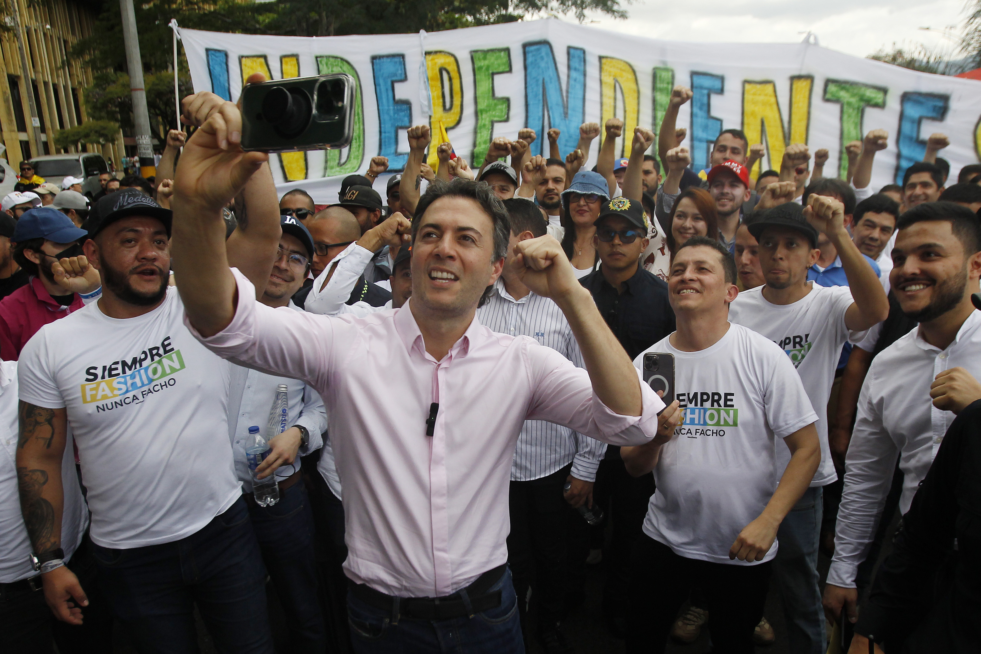 Daniel Quintero ordenó desalojo de la Alpujarra de las marchas de la oposición