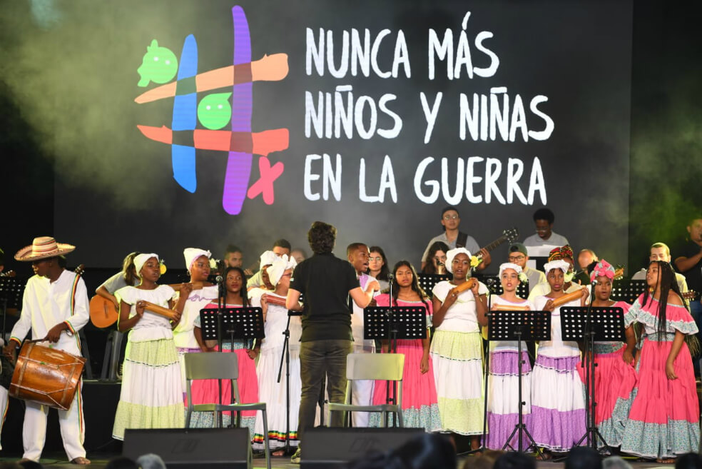 En medio del paro, la niñez que sufrió la guerra le habló al país