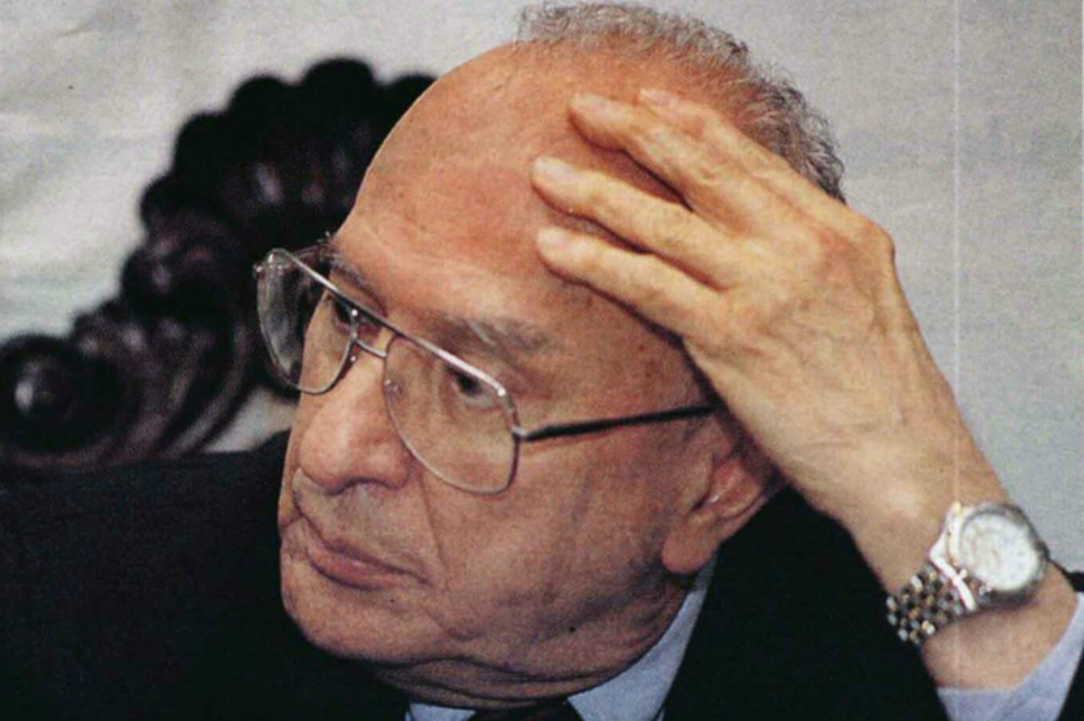 José Félix PatiñoCortesía Academia Nacional de MedicinaEn cuanto a su colega Hernando Guerrero, tras los sucesos del 9 de abril, inicialmente se quedó en Colombia, aunque también viajó meses después a Nueva York a adelantar una especialización en ortopedia. Cuando José Félix Patiño volvió a transformar la Universidad Nacional en los años 60, Guerrero se dedicó a combatir la enfermedad del Polio, en calidad de médico de la Clínica Roosevelt. Fue tal su éxito que abrió su propio centro para asumir casos de poliomielitis, trasplante de cadera y estiramiento de columna.