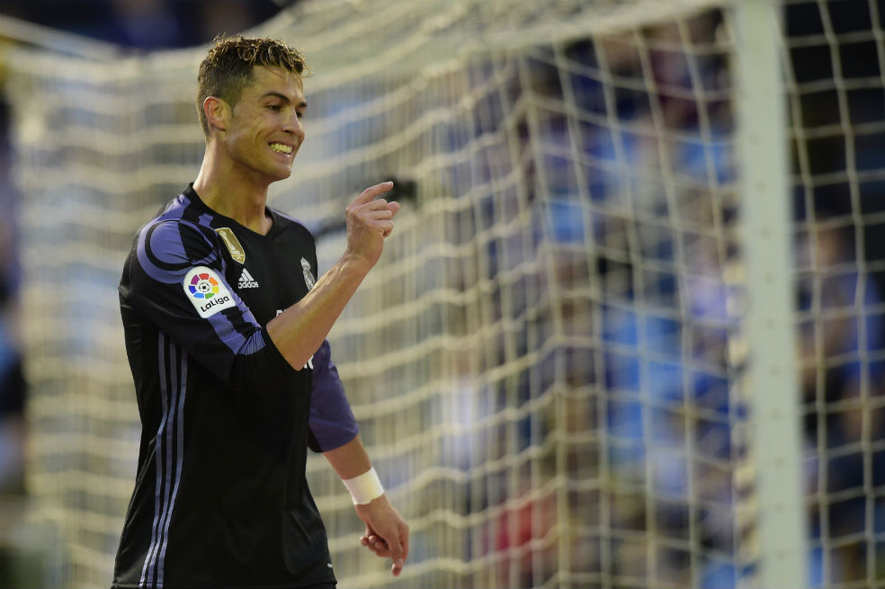 Real Madrid ganó y quedó a un punto del título en España