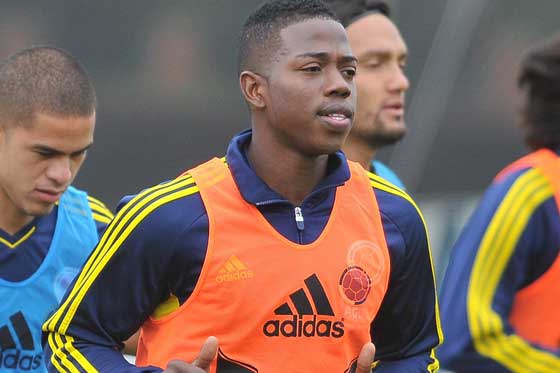 Carlos Sánchez, despreocupado por su frustrado pase a otro equipo de Europa