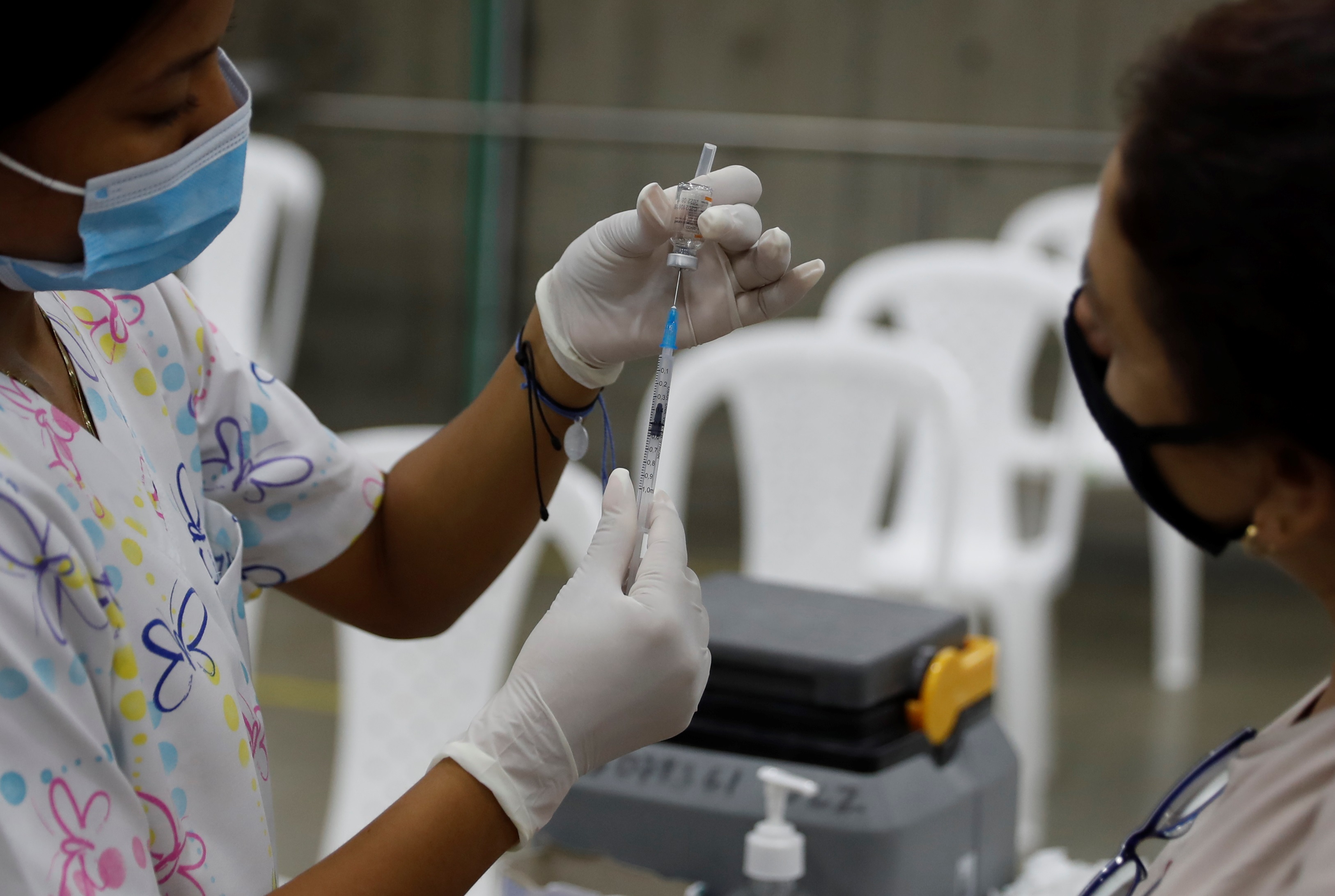Colombia recibe más de un millón de dosis de la vacuna contra el coronavirus de Janssen