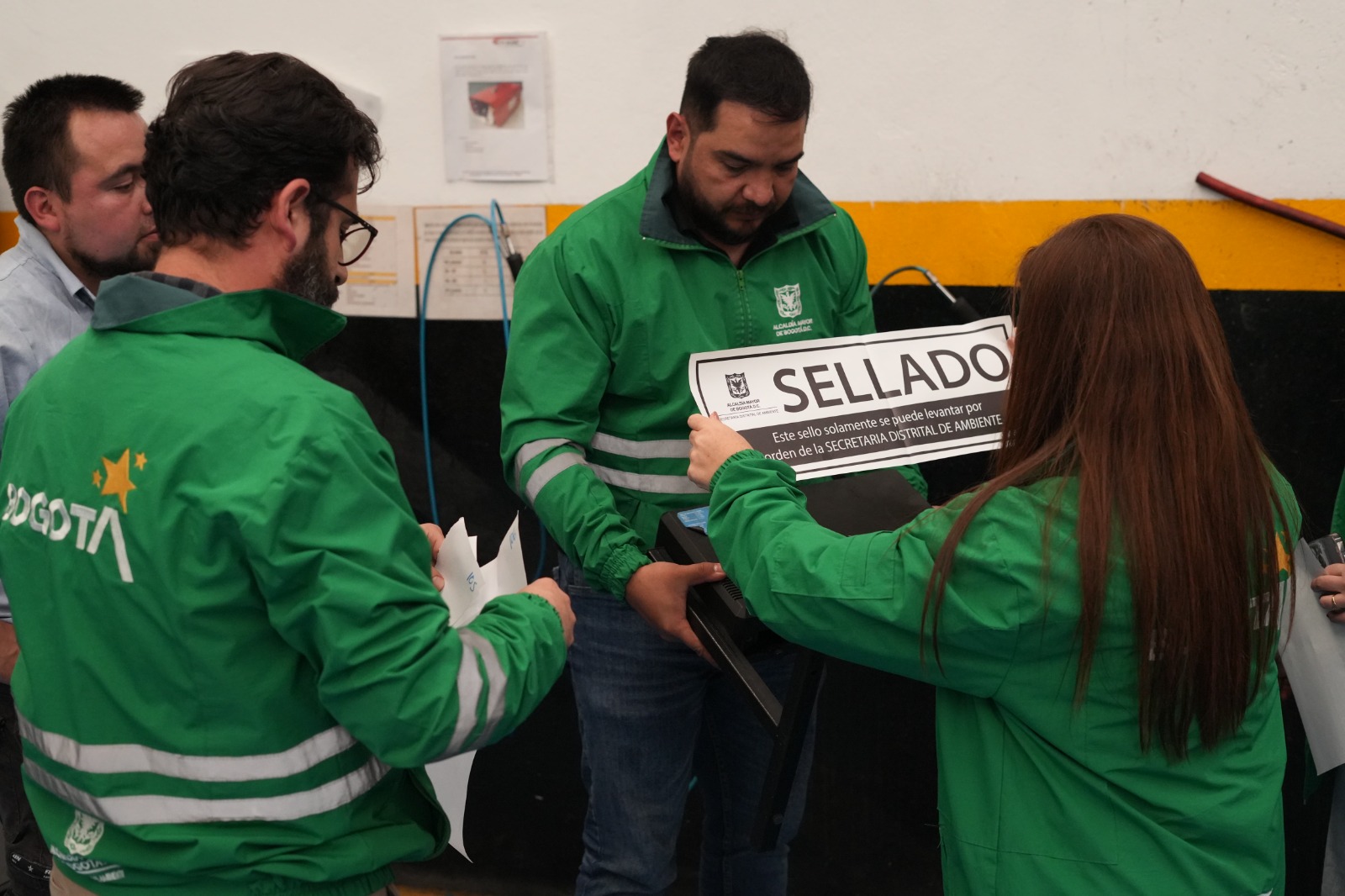 Tras ocho años, Bogotá retomó el control sobre los centros de revisión vehicular