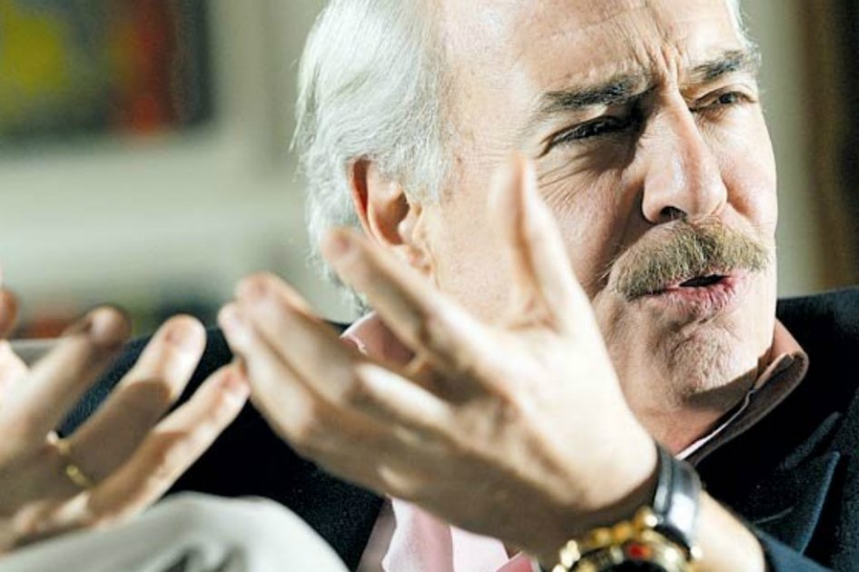 Pastrana pide a Santos guardar silencio hasta recuento de votos en Venezuela