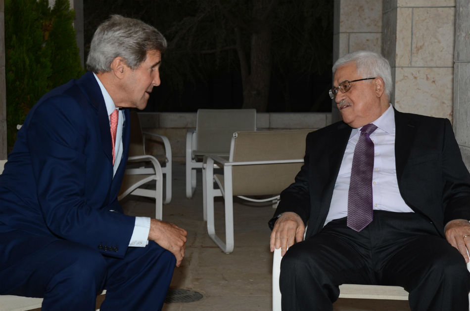 Kerry no quiere irse de Oriente sin reanudar diálogos entre Israel y Palestina