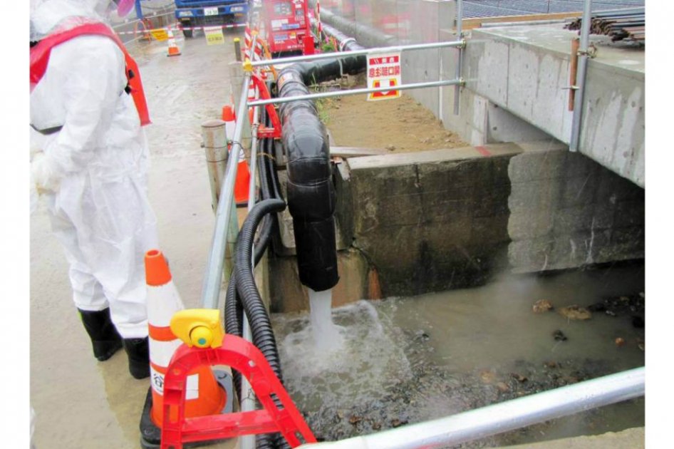 Japón evaporaría o almacenaría bajo tierra agua radiactiva de Fukushima