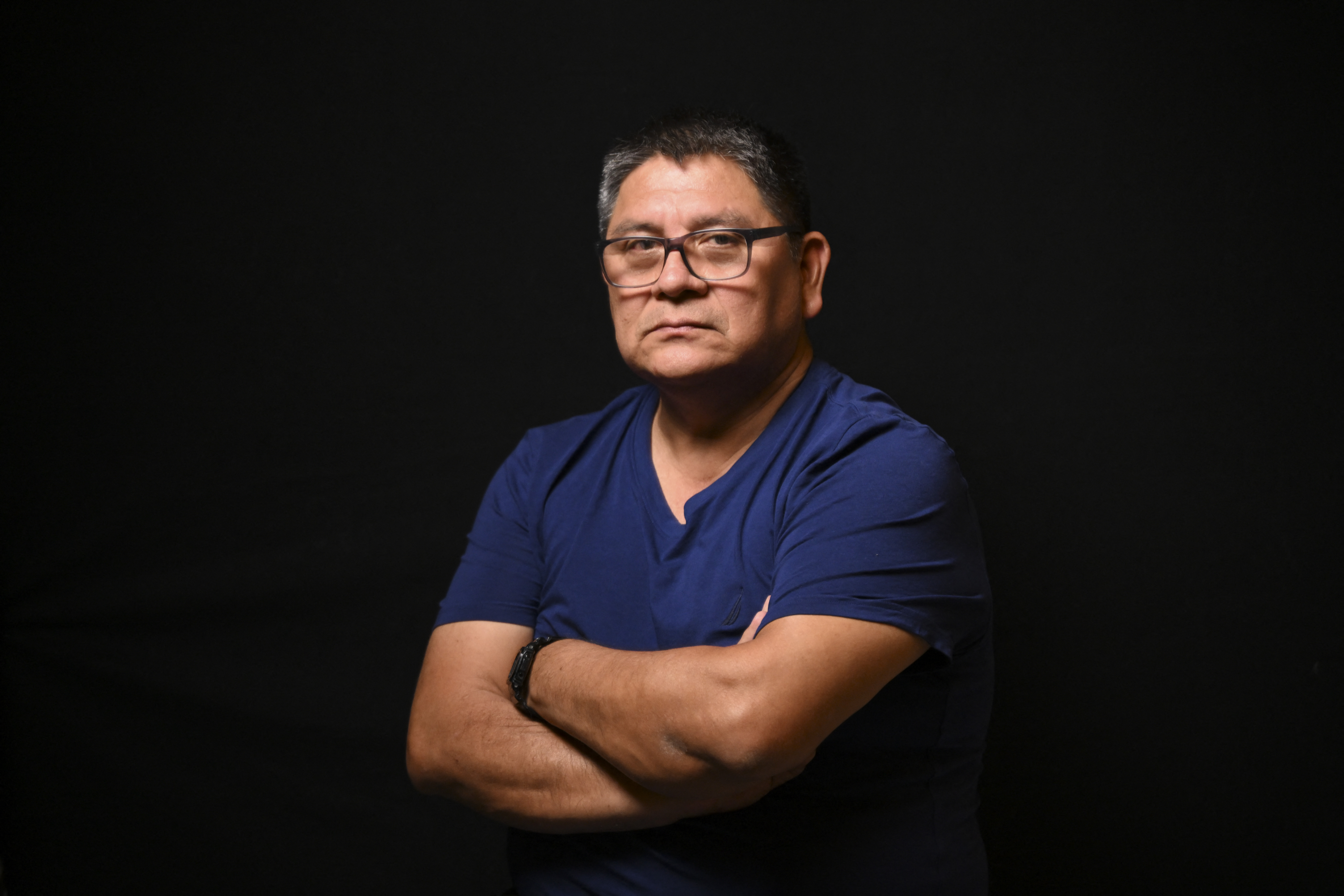 Exiliados salvadoreños denuncian represión y persecución tras la reelección de Bukele