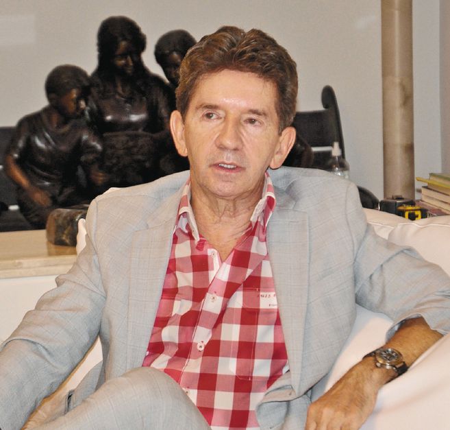 “Al gobierno Duque le hace falta carácter”: Luis Pérez