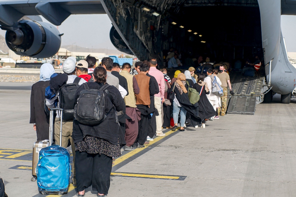 ¿Podría Colombia recibir a 4.000 refugiados de Afganistán?