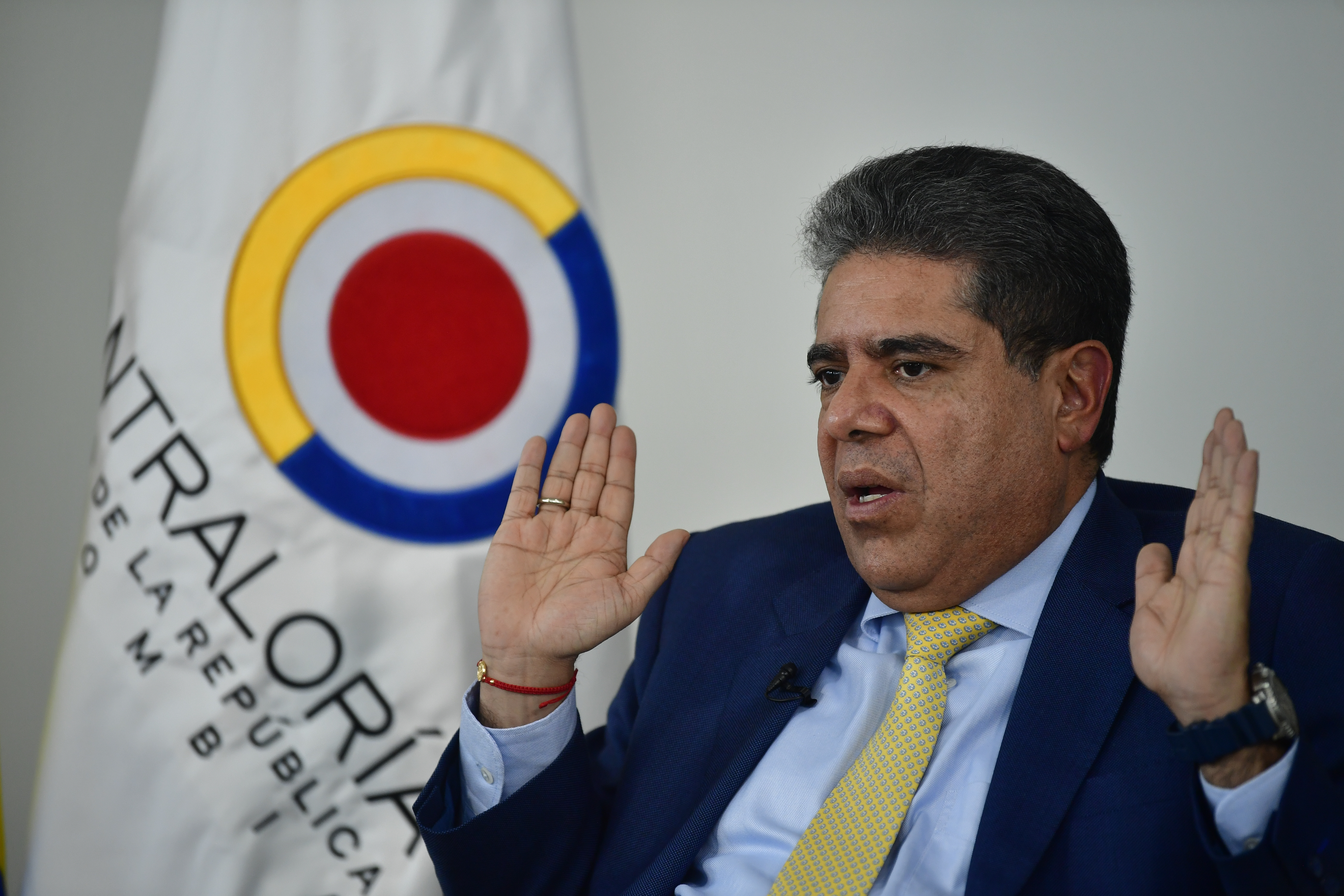 Contralor ratifica que la deuda de las EPS es de $33 billones y no de $100 billones