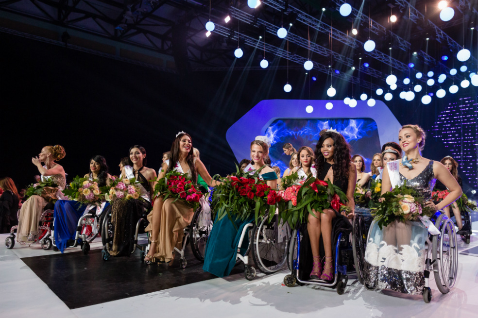 «Todas ganadoras» en concurso de Miss Mundo en silla de ruedas