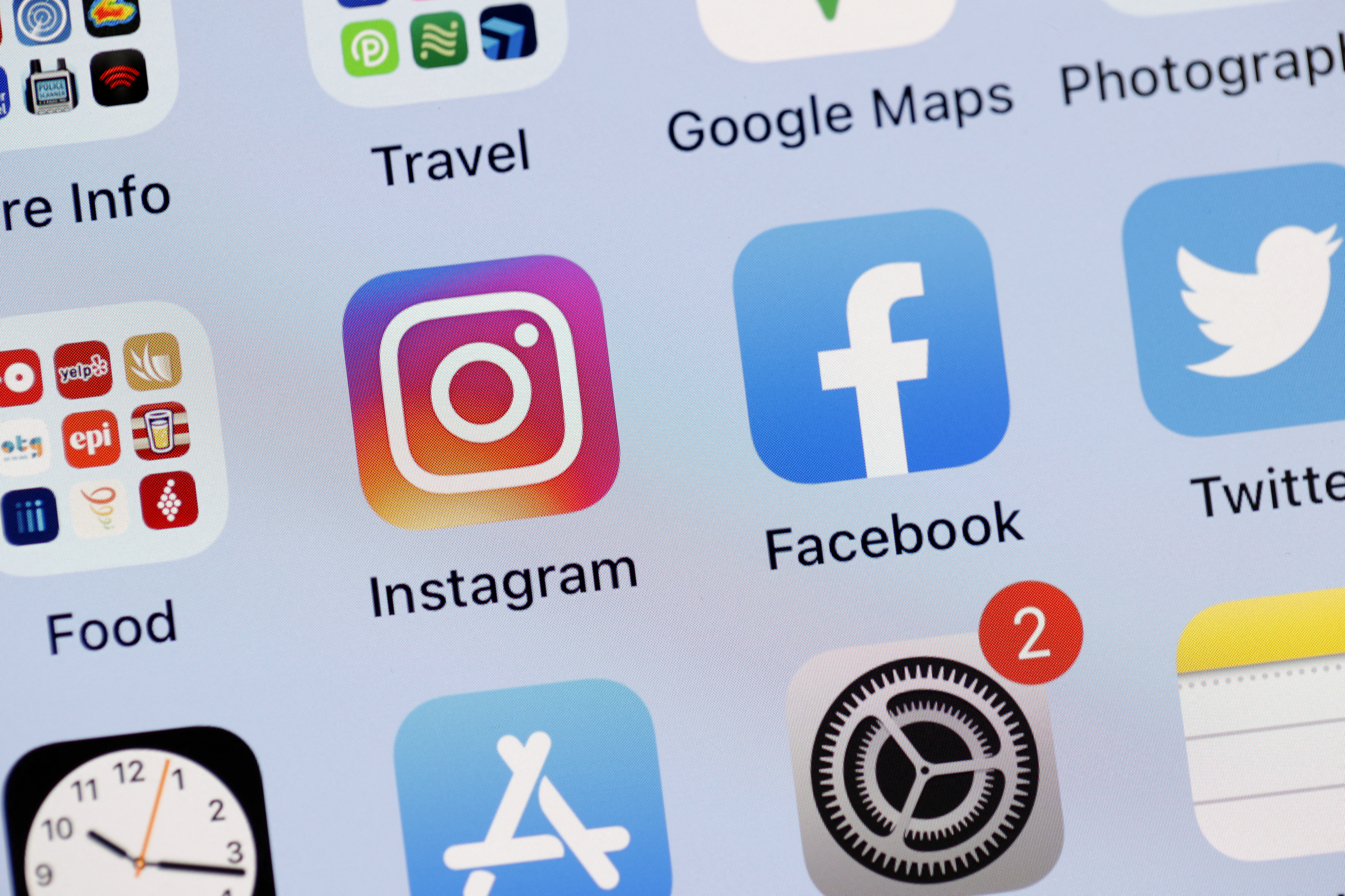 Facebook e Instagram van a cobrar, ¿para quién y por qué?