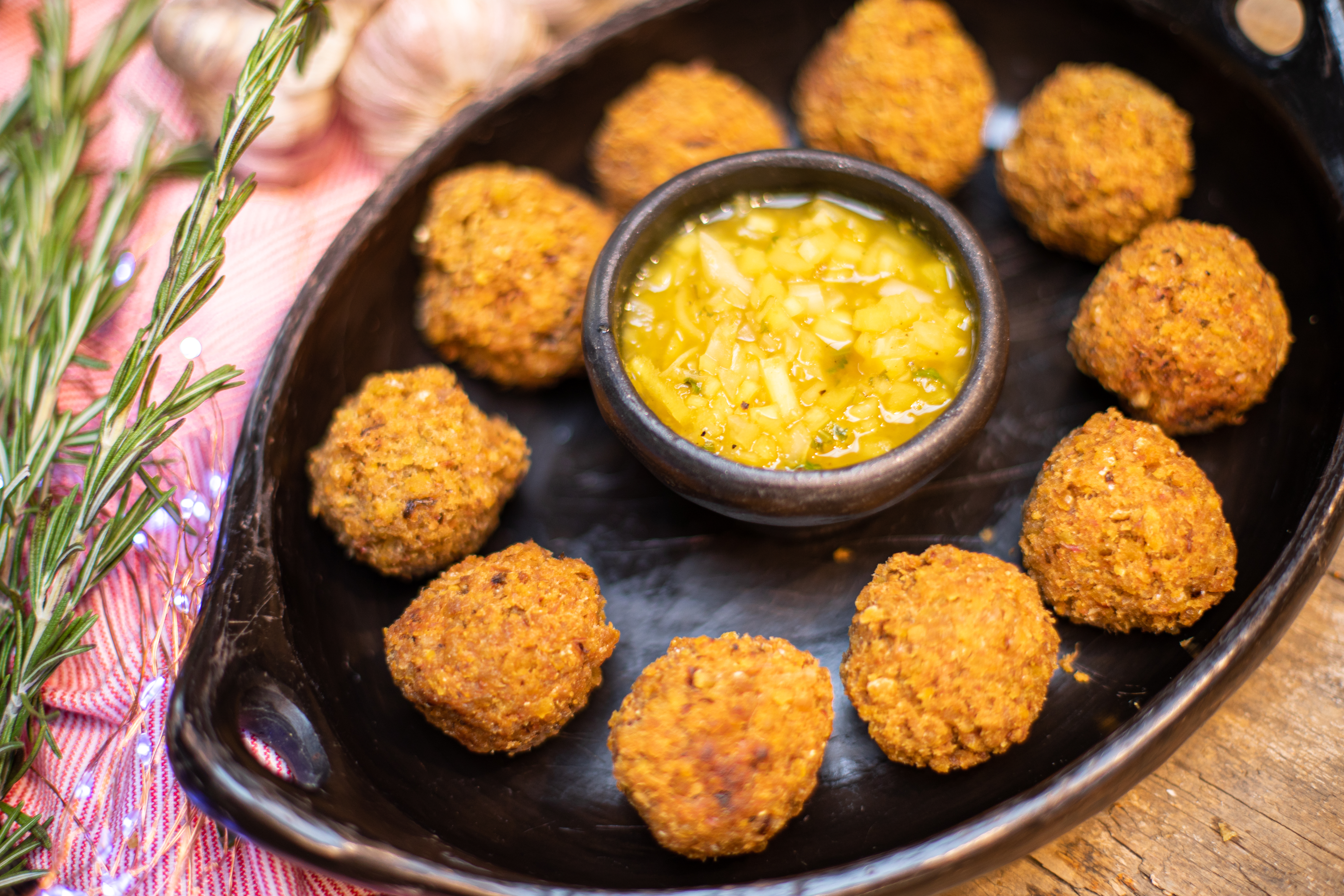 Marranitas de plátano y chicharrón