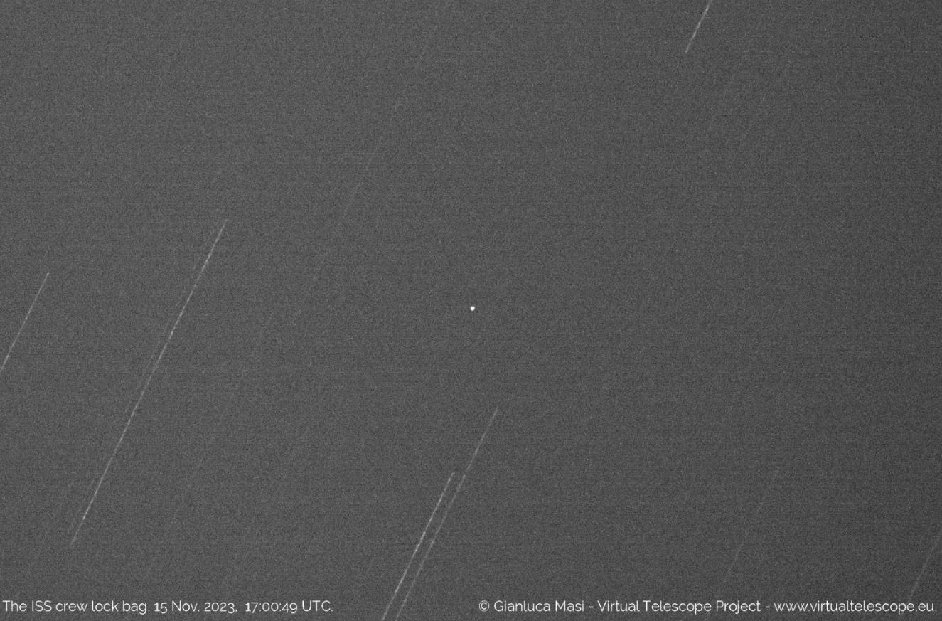 Telescopio encontró una bolsa de herramientas que habían perdido astronautas de la NASA