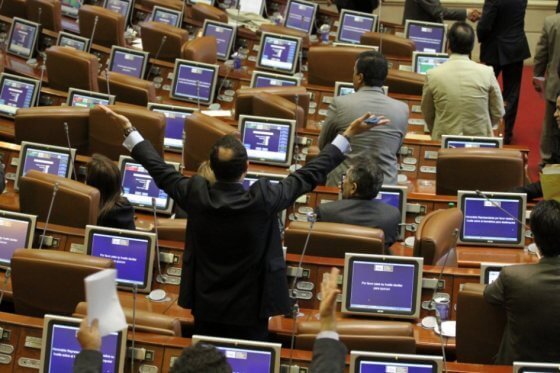 Tutela en contra de proposición aprobada en la Cámara que prohíbe sesiones presenciales
