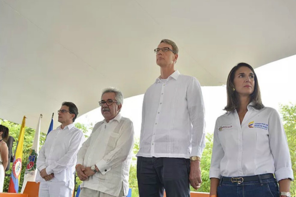 Tumaco ya tiene sede de la U. Nacional y estudiantes celebran con una cápsula del tiempo