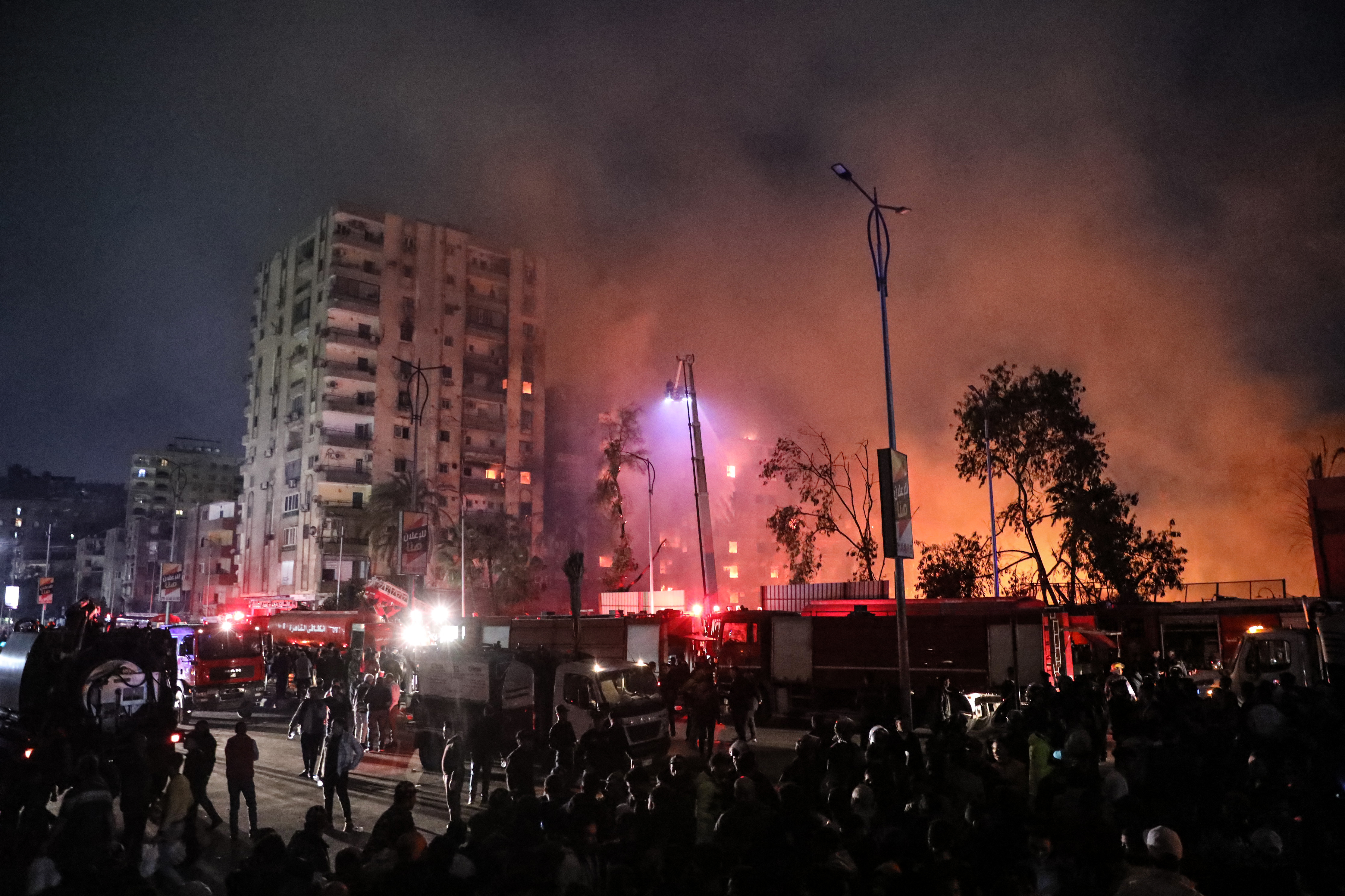 Un incendio destruye un histórico estudio de cine del mundo árabe en Egipto