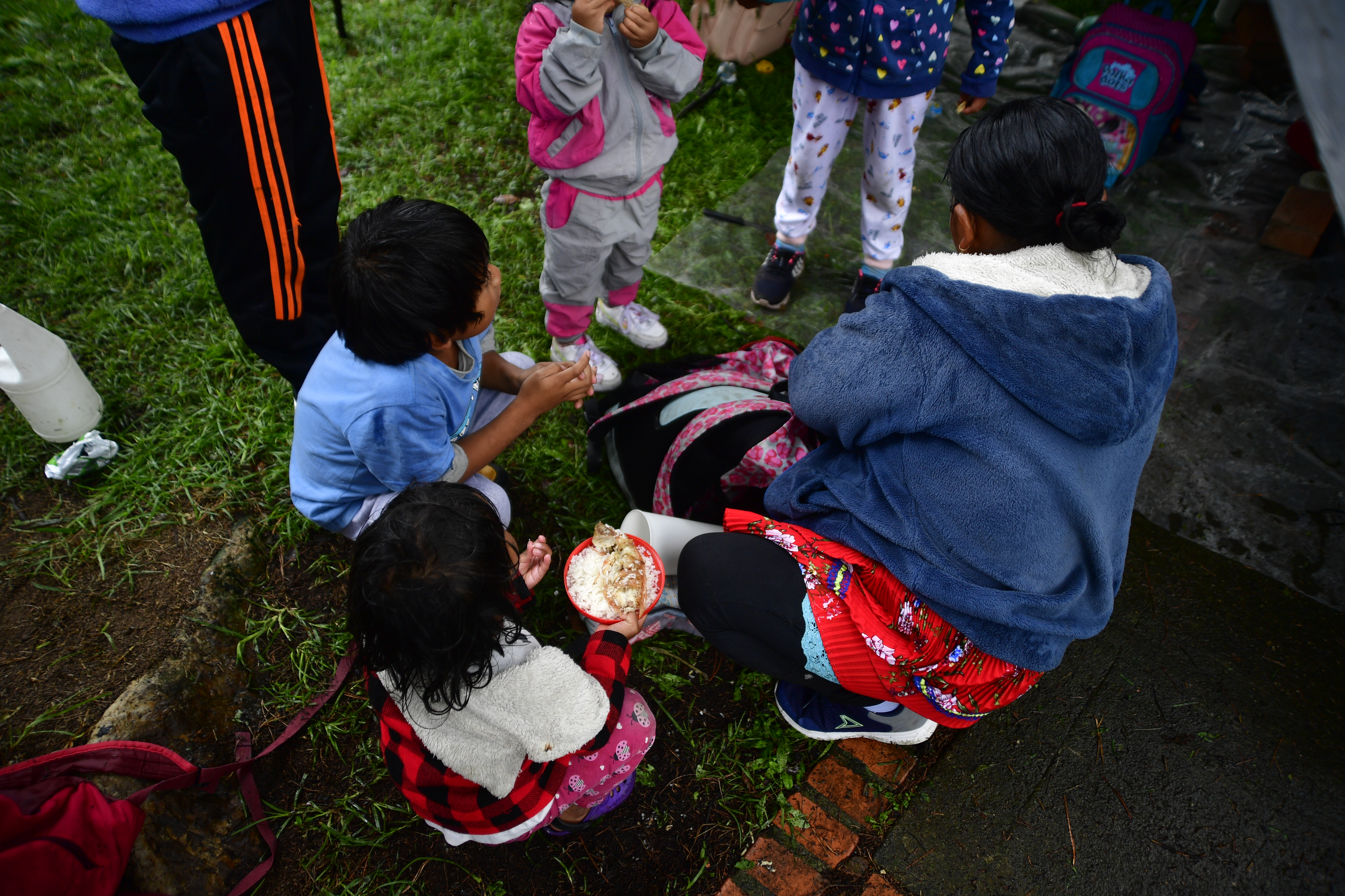 Distrito y autoridades embera alcanzan acuerdos para proteger a niños en Bogotá