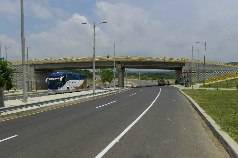 Inaugurada vía Barraquilla – Puerto Colombia