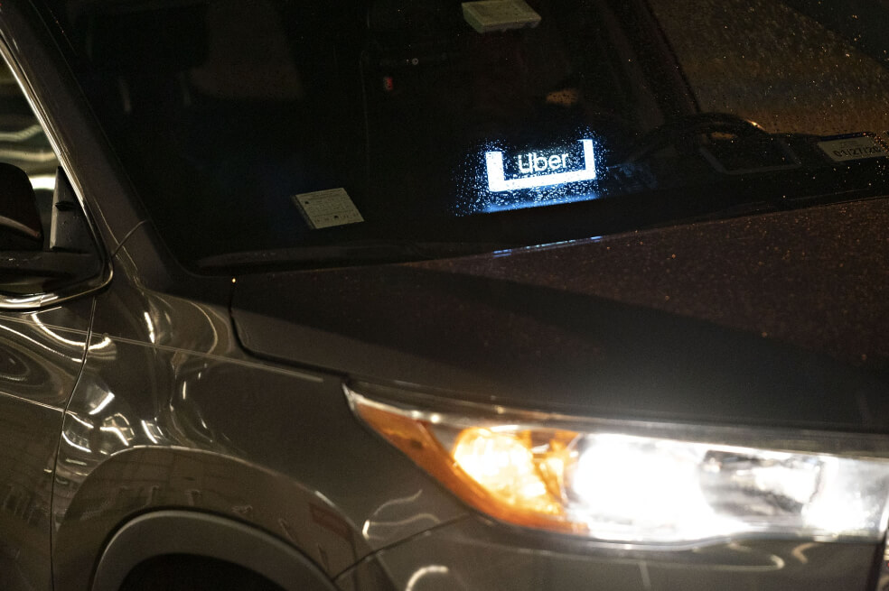 Uber pide regular movilidad colaborativa en Colombia tras orden de suspensión