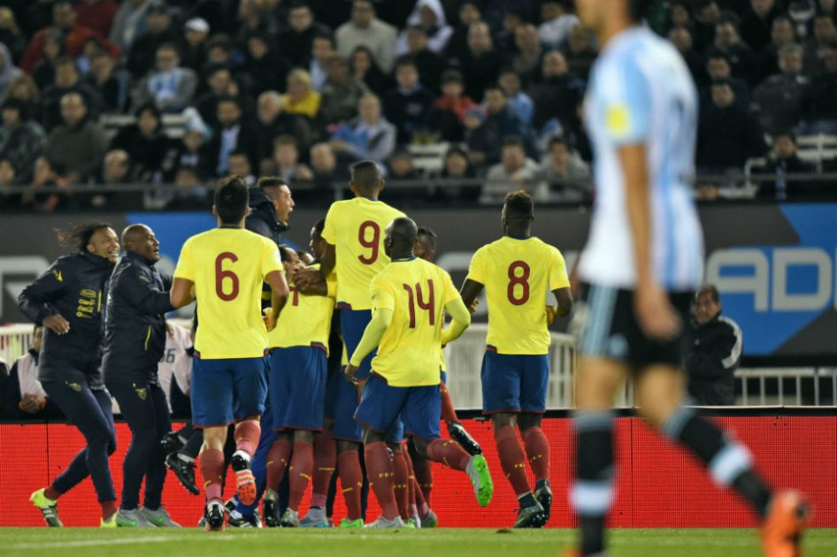 Ecuador sorprendió y venció a Argentina en el Monumental