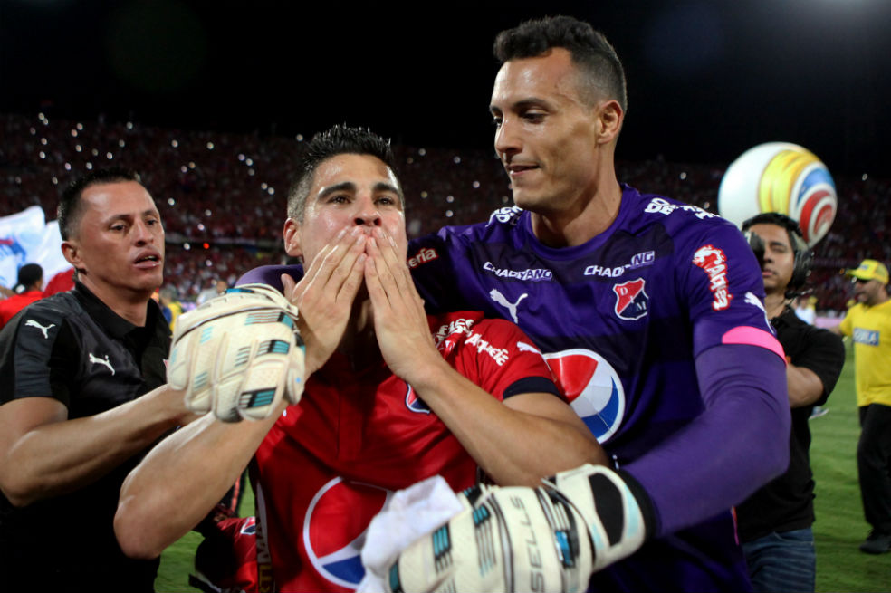 Mauricio Molina se retira del fútbol