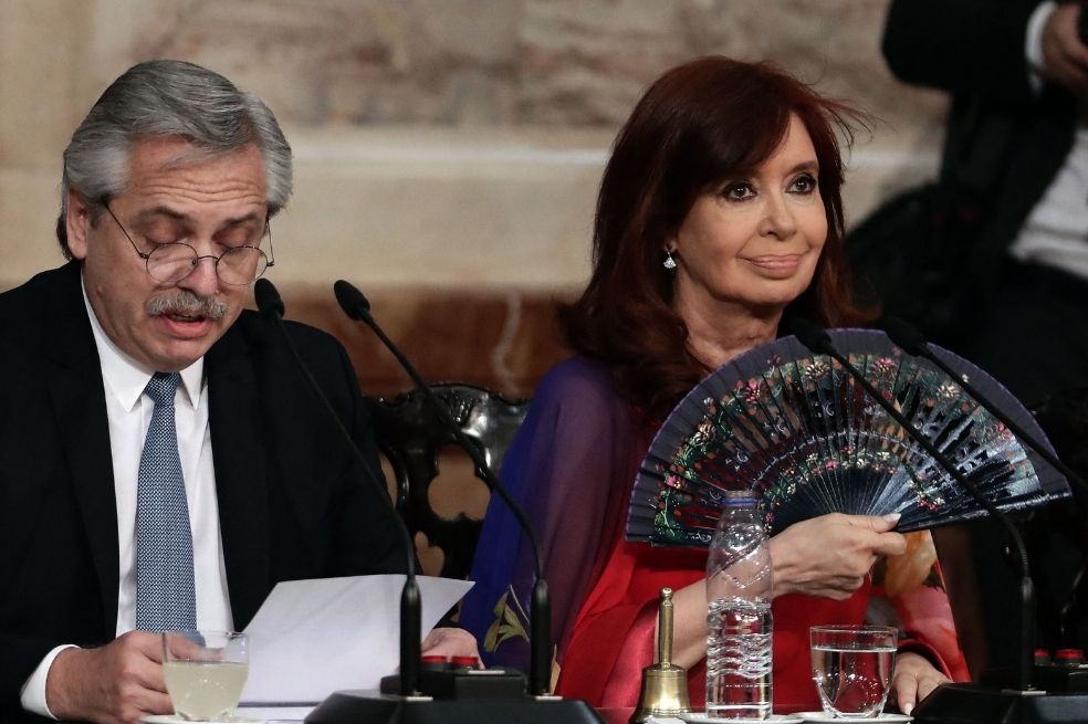 Argentina: Alberto Fernández renueva su gabinete tras las críticas de Cristina