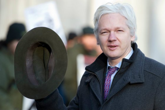 Assange cumple seis meses de refugiado