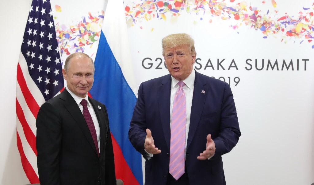 «No se entrometa en las elecciones, presidente»: Trump a Putin en cumbre del G-20