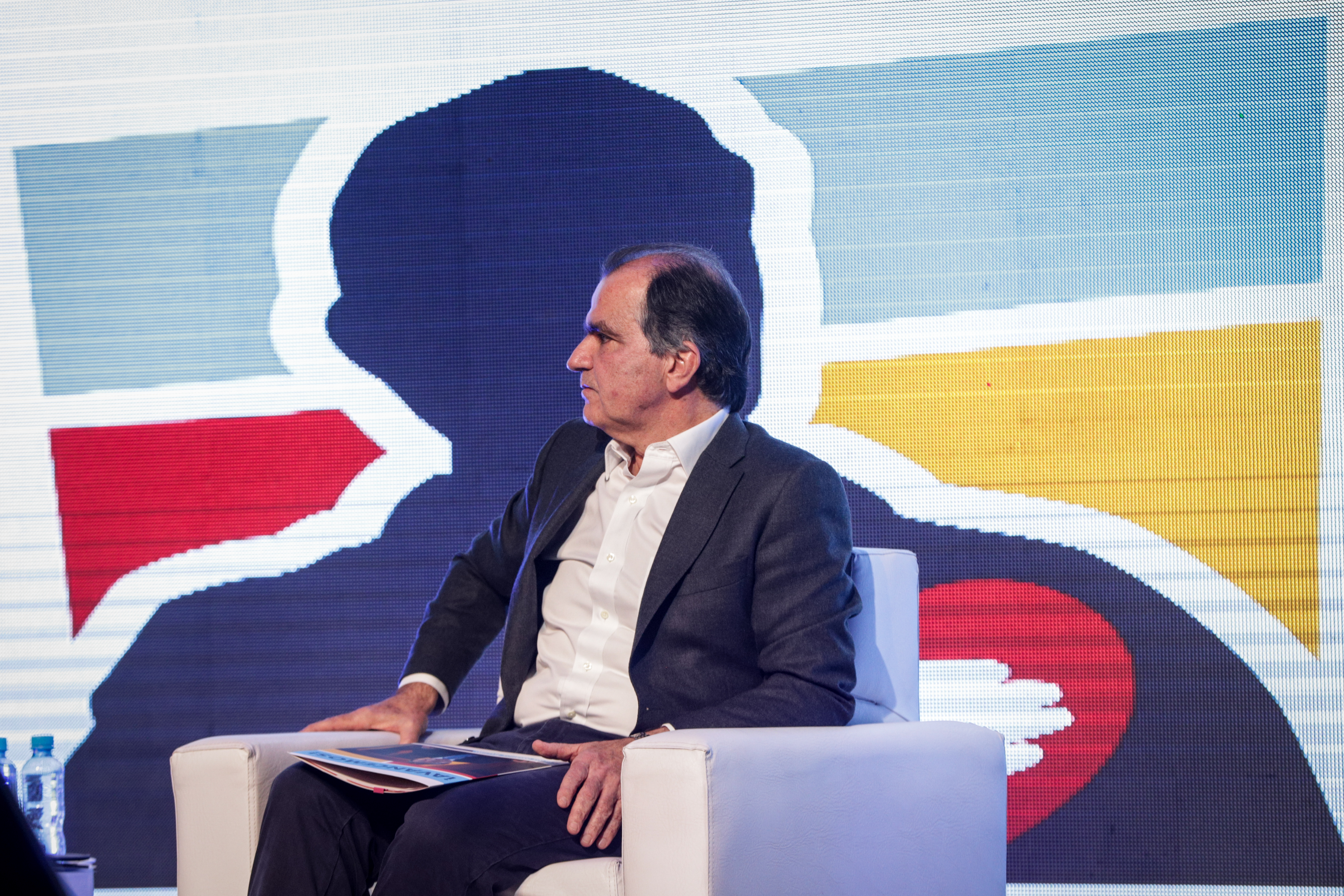 Con apenas una frase, así se despidió Óscar Iván Zuluaga del Centro Democrático