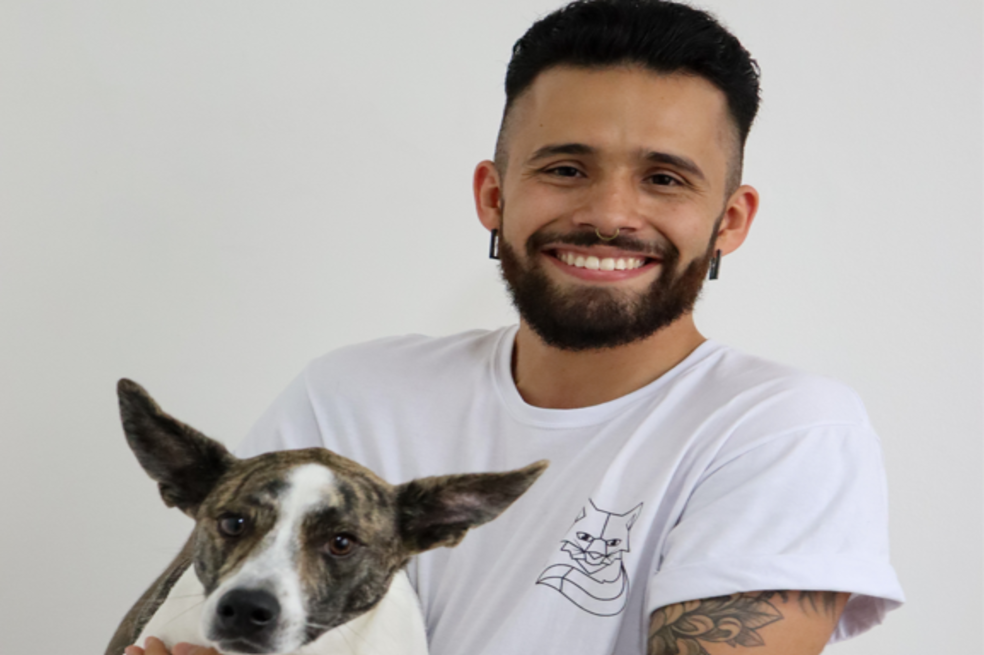 “Mi perro es quien más ha ayudado a manejar mi ansiedad”: Juan José Palacios Ríos