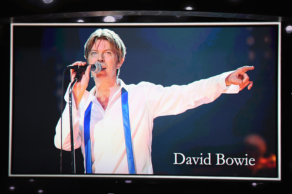 David Bowie, el gran ganador de los premios Brit