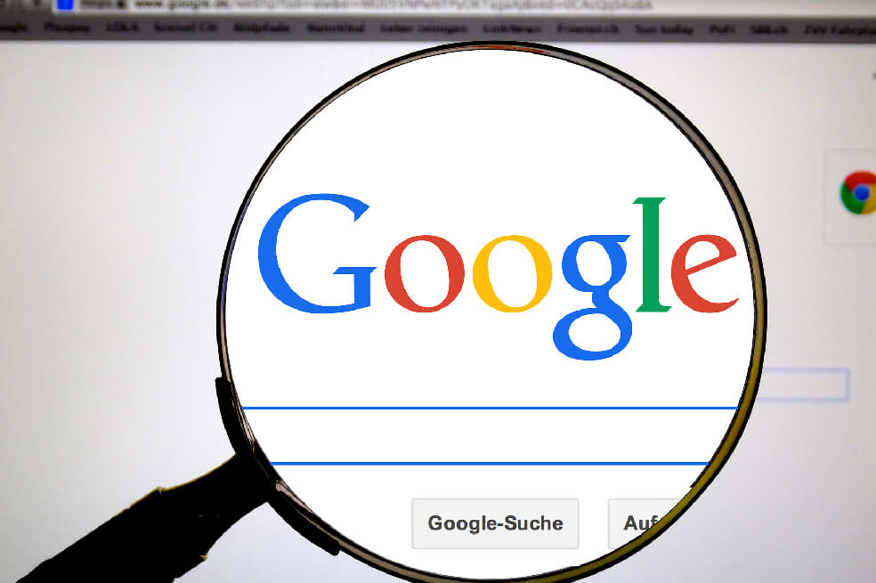 Google pide a sus empleados no discutir sobre política dentro de la empresa