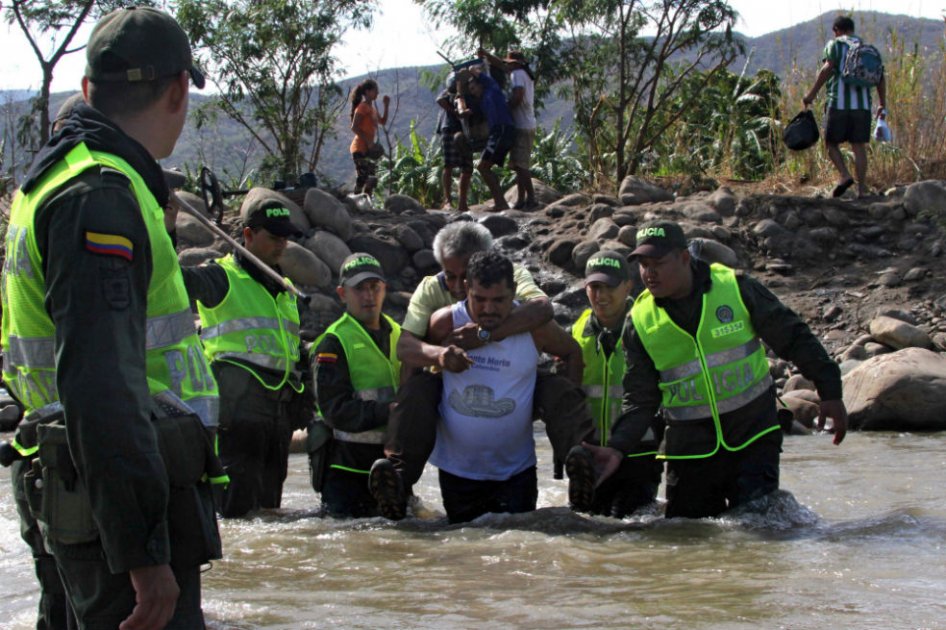 Aplazan reunión de Unasur para abordar crisis entre Colombia y Venezuela