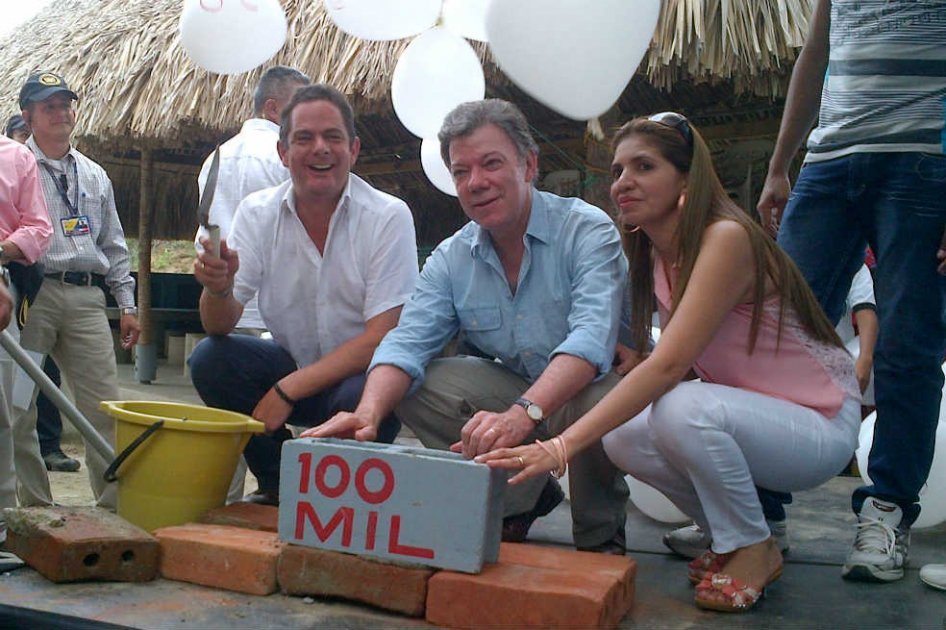 «Decisión de mi renuncia la tomará el presidente Santos»: Vargas Lleras